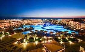 Royal Albatros Moderna - Families and couples only